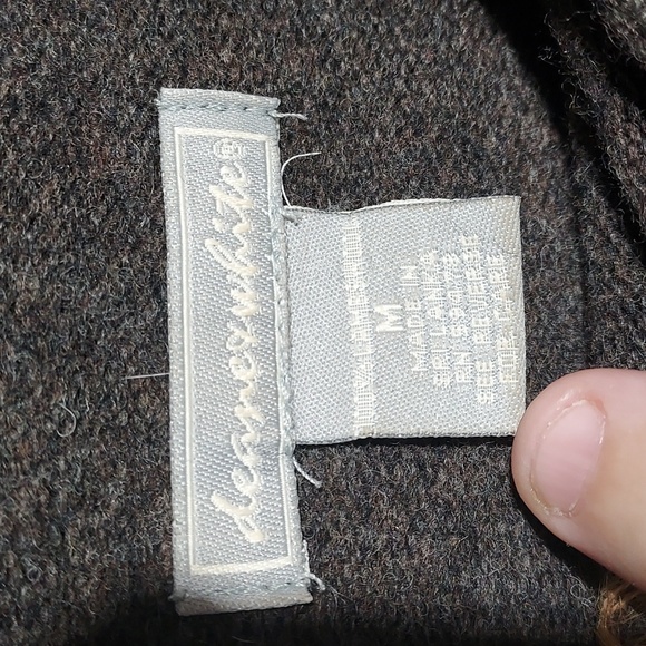 Deane & White 100% lambswool embroidered women's sweater US size medium - Picture 2 of 5